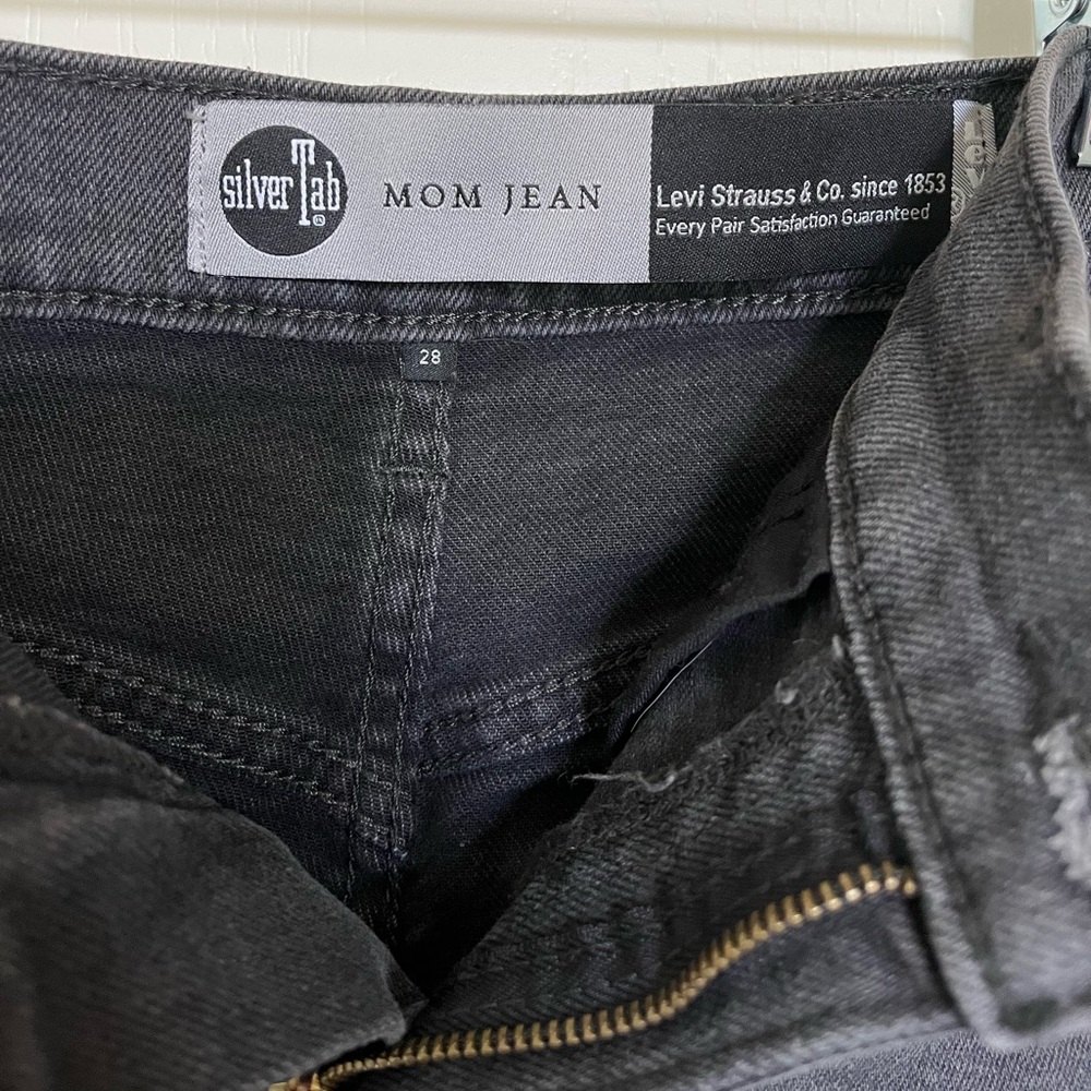 Levi's SilverTab Mom Jeans - Picture 3 of 4